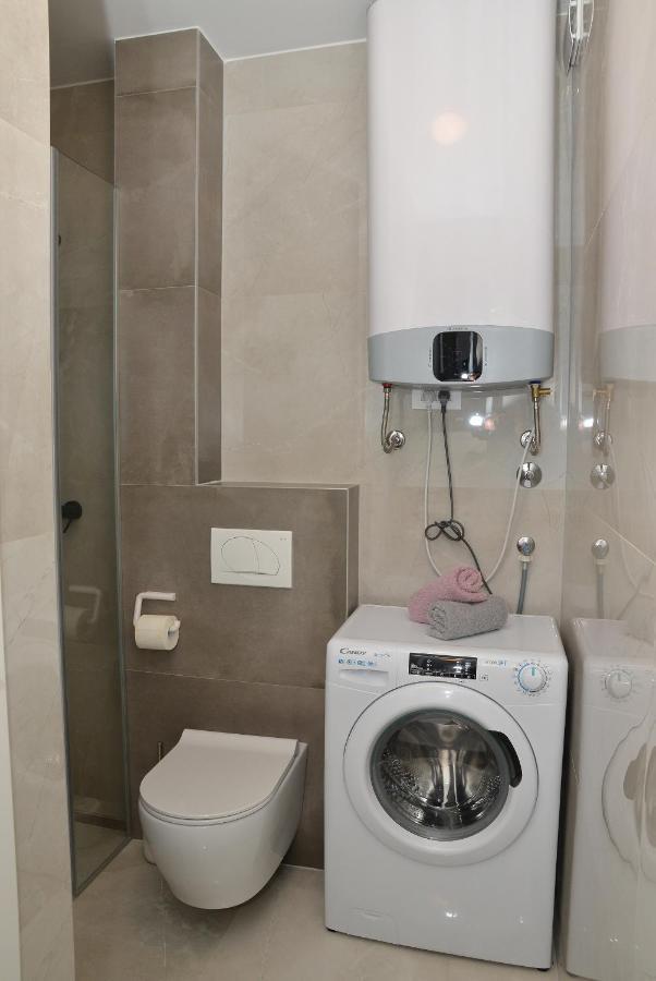 Apartment Laura 扎达尔 外观 照片